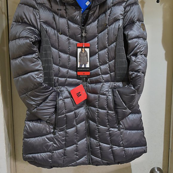 Bernardo Women's Charcoal Eco Plume Insulation Quilted Jacket - Picture 3 of 10